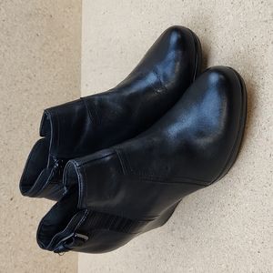 Clarks Camryn Rose Ankle Heal Boots Black Size 9.5M